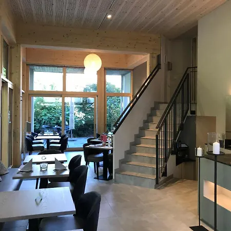 Hotell Garni Rosengarten 4*