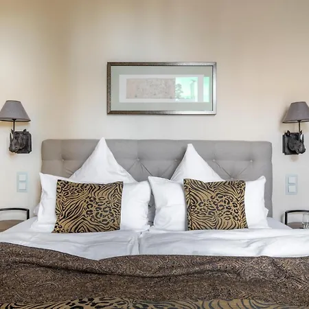 Garni Rosengarten Hotel 4*