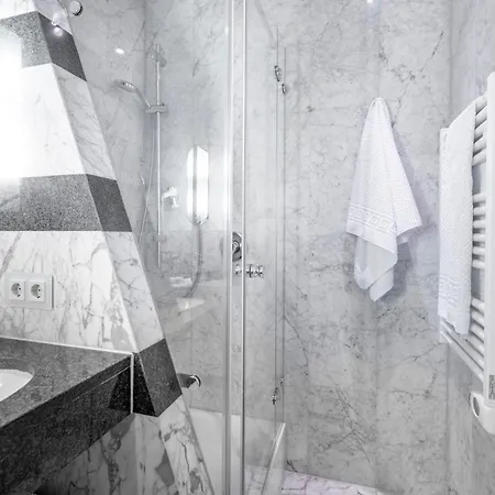 Hotell Garni Rosengarten 4*