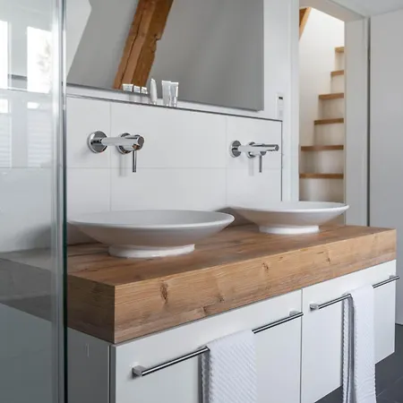 玫瑰园别墅加尼酒店 4* 于伯林根