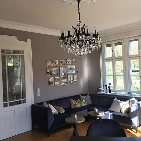 Garni Rosengarten 4* אוברלינגן