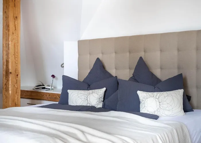 Garni Rosengarten Hotell 4*