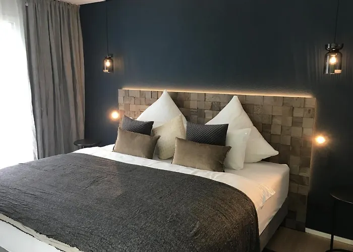 Garni Rosengarten Hotell 4*